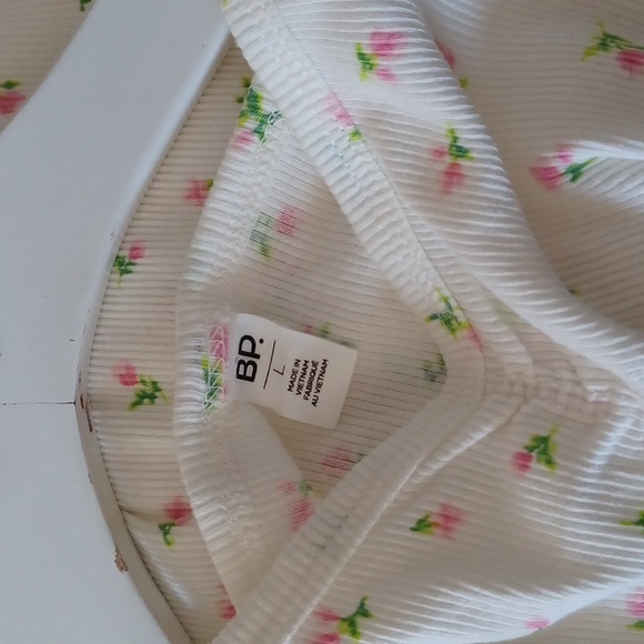 BP Strechty Camisole Pink Roses Tee Top Shirt Urban Outfitters - Picture 6 of 8